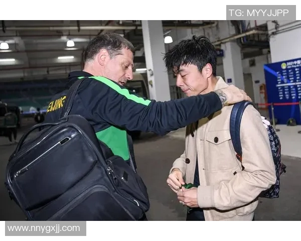 李磊篮球生涯回顾与展望:从球场拼搏到人生哲学的对话