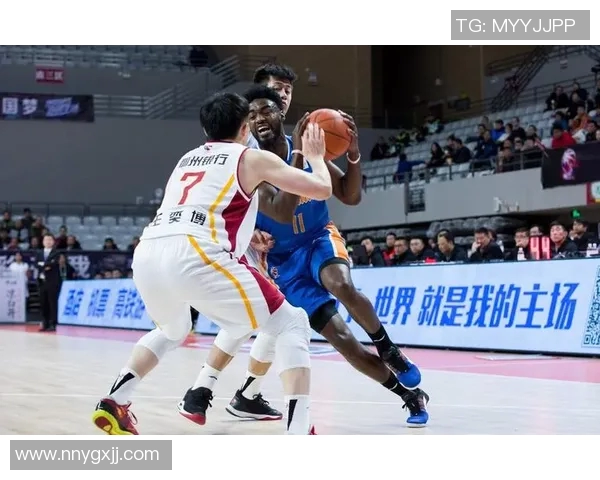 深圳篮球队强势领跑世锦赛积分榜73分领先其他队伍展现实力